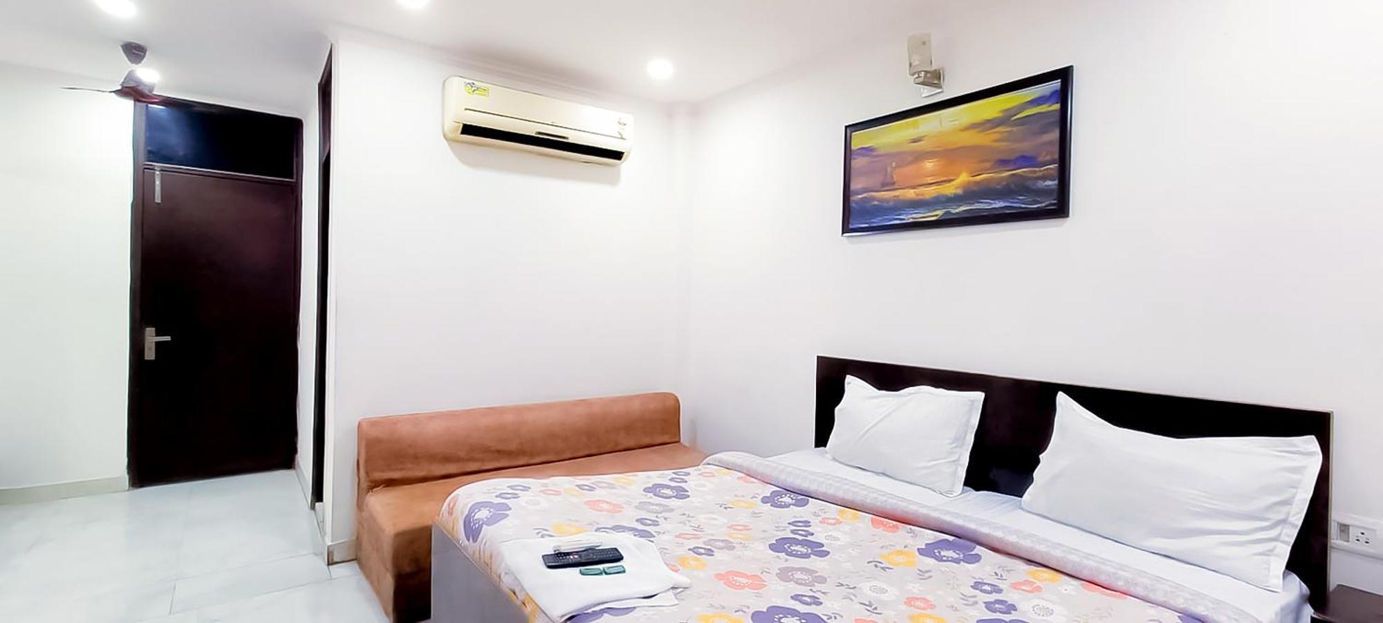 Deluxe Room Sec 132 Near Paras Mall Noida Exterior foto